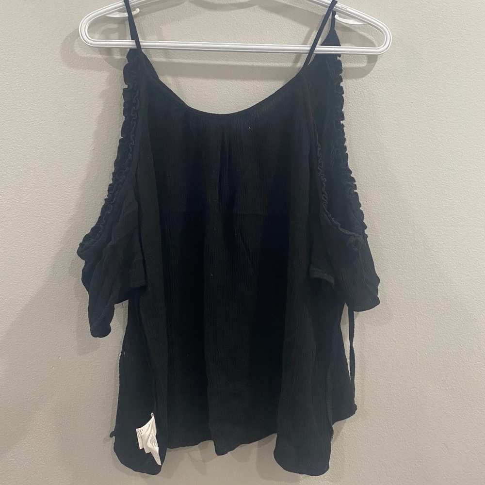 off the shoulder summer shirt